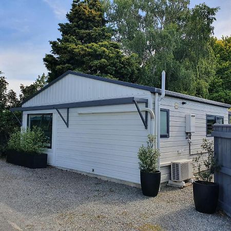Ferienwohnung The Tin Hut Blenheim Exterior foto